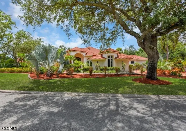 2nd image of 11570 Hampton Greens Dr, Fort Myers, FL 33913 | MLS# 2026028110