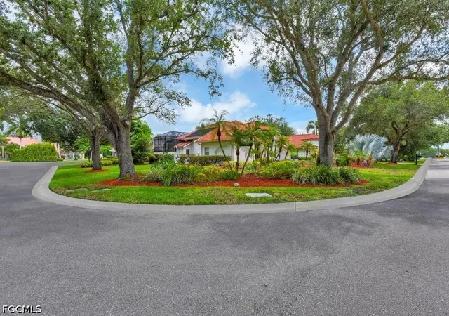 3rd image of 11570 Hampton Greens Dr, Fort Myers, FL 33913 | MLS# 2026028110