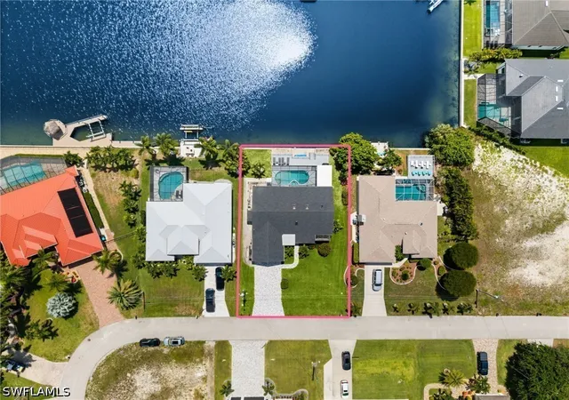 5th image of 3911 Sw 25Th Ct, Cape Coral, FL 33914 | MLS# 226024048