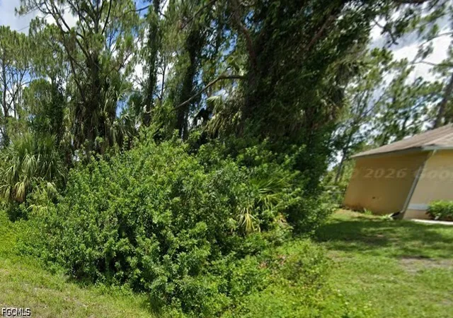 Photo 3 of Sale Pending at 3216 70th Street W, Lehigh Acres, FL 33971 | MLS# 2026028137 | Listing updated on 2026-10-05