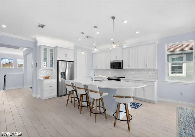 Listing Photo 5 - Condo for sale in building located at 4620 Arboretum Cir, Naples, FL 34112 - Unit #201