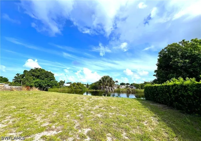 Photo 2 of Land for sale at 1371 Granada Blvd, Naples, FL 34103 | MLS# 226023413 | Listing updated on 2026-06-29