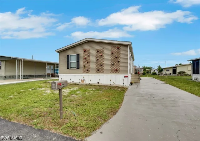 2nd image of 372 Santa Fe Trl, North Fort Myers, FL 33917 | MLS# 226024598