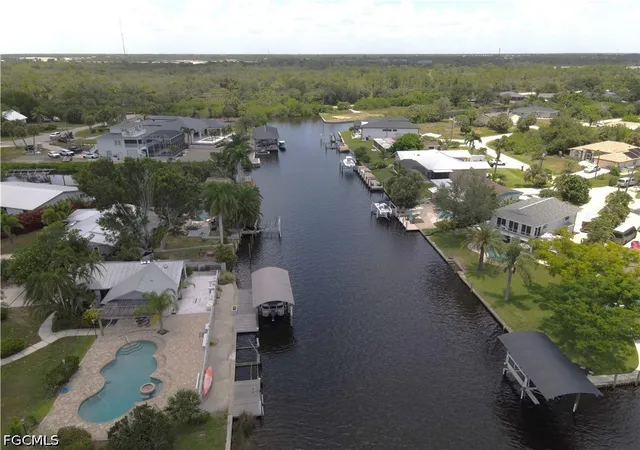 4th image of 25301 Harborview Rd, Punta Gorda, FL 33980 | MLS# 2026028245