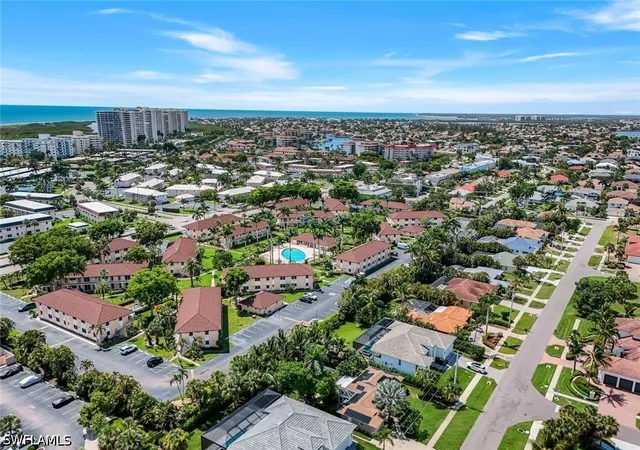 38th image of 130 Greenbrier St, Marco Island, FL 34145 | MLS# 226024604