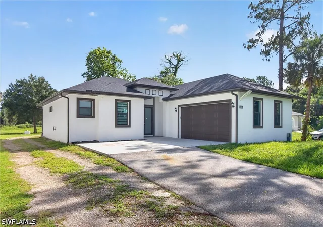 Photo 3 of Sale Pending at 2843 14th Avenue Se, Naples, FL 34117 | MLS# 226024455 | Listing updated on 2026-07-18