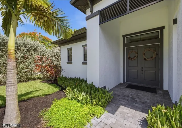 Photo 3 of Single family home for sale at 829 16th Avenue Sw, Naples, FL 34117 | MLS# 226024647 | Listing updated on 2026-07-03