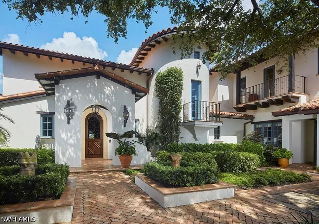 Photo 3 of Single family home for sale at 1385 Great Egret Trl, Naples, FL 34105 | MLS# 226024518 | Listing updated on 2026-07-13