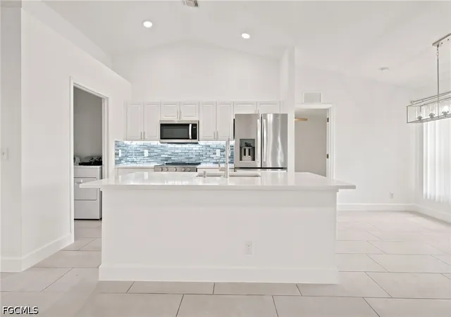 Photo 4 of Sale Pending at 841 NE 6th Avenue, Cape Coral, FL 33909 | MLS# 2026028315 | Listing updated on 2026-08-01