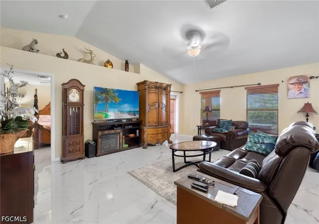 4th image of 610 Ne 12Th St, Cape Coral, FL 33909 | MLS# 2026028316