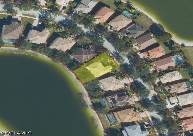 Photo 1 of Single family home for sale at 2075 Par Dr, Naples, FL 34120 | MLS# 226020328 | Listing updated on 2026-07-01