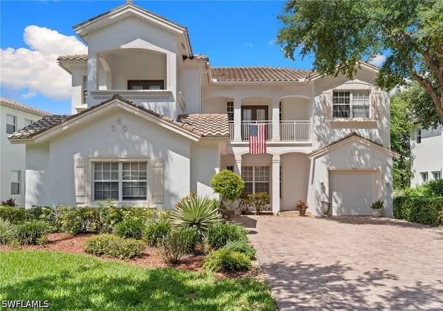 Photo 2 of Single family home for sale at 2075 Par Dr, Naples, FL 34120 | MLS# 226020328 | Listing updated on 2026-07-01