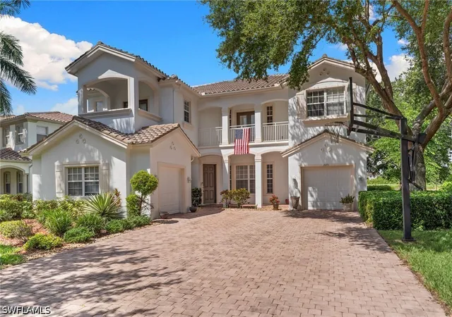Photo 3 of Single family home for sale at 2075 Par Dr, Naples, FL 34120 | MLS# 226020328 | Listing updated on 2026-07-01