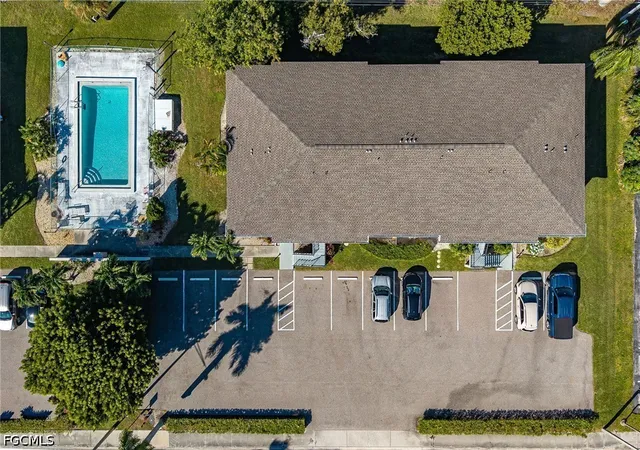 30th image of 423 Cape Coral Pkwy W #202, Cape Coral, FL 33914 | MLS# 2026028422