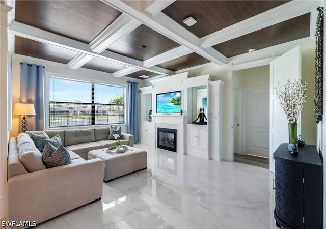 Photo 3 of Sale Pending at 9250 Shadow Oak Ln, Naples, FL 34120 | MLS# 226024259 | Listing updated on 2026-07-15