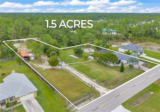 3rd image of 909 Williams Ave, Lehigh Acres, FL 33972 | MLS# 2026028470