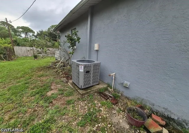 5th image of 200 Jefferson Ave, Lehigh Acres, FL 33936 | MLS# 226024827
