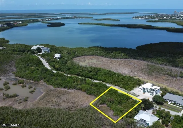 5th image of 792 Whiskey Creek Dr, Marco Island, FL 34145 | MLS# 226023882