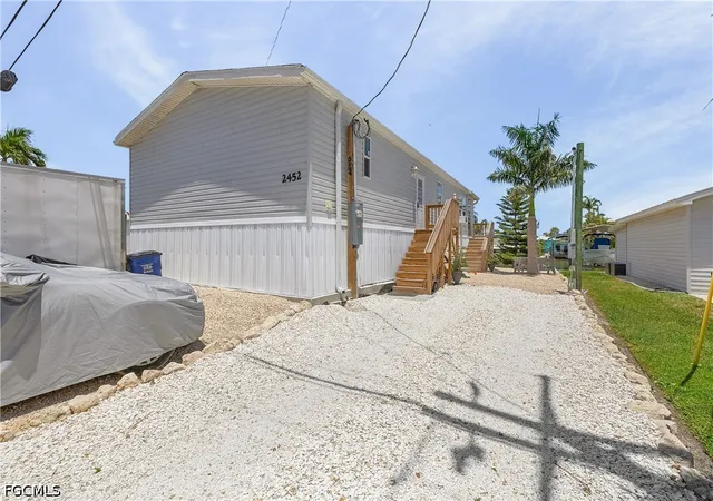 2nd image of 2452 York Rd, Saint James City, FL 33956 | MLS# 2026028499
