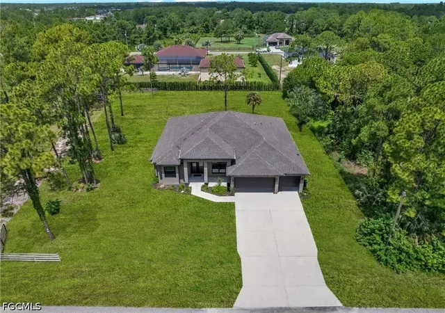 4th image of 1109 Rush Ave, Lehigh Acres, FL 33972 | MLS# 2026028605