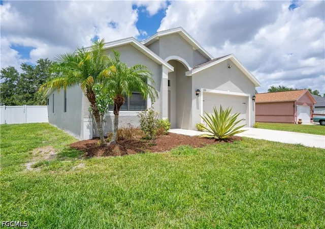 20th image of 820 Sw 9th Ave, Cape Coral, FL 33991 | MLS# 2026028607