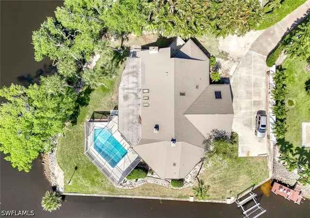 Photo 30 of Sale Pending at 27151 Flossmoor Dr, Bonita Springs, FL 34135 | MLS# 226024933 | Listing updated on 2026-08-11
