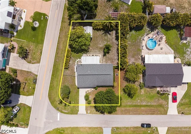 33rd image of 2138 Dominica Ave, Fort Myers, FL 33905 | MLS# 2026028659