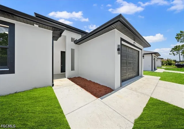 3rd image of 2133/2135 Fairway Dr, Lehigh Acres, FL 33973 | MLS# 2026028661