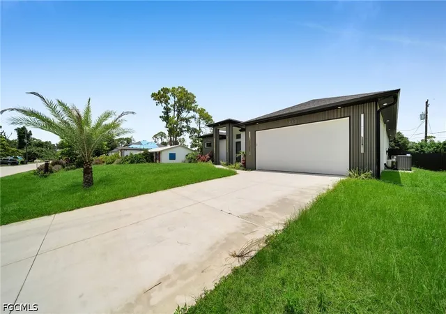 5th image of 5002 W 2Nd St, Lehigh Acres, FL 33971 | MLS# 2026028683