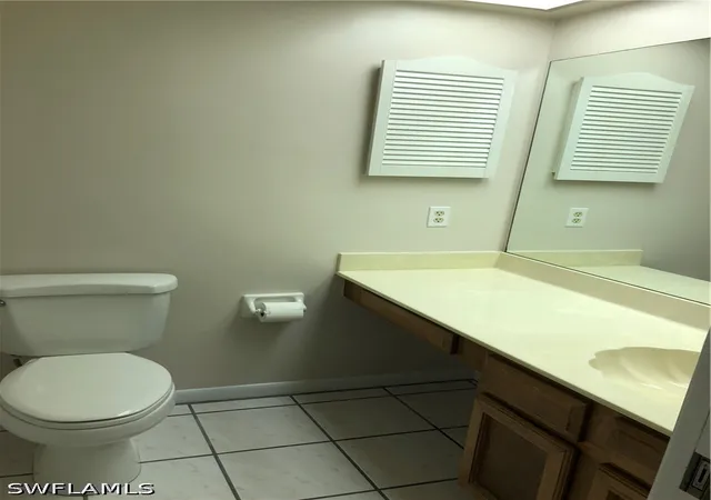 2nd image of 1833 Courtyard Wy, Naples, FL 34112
