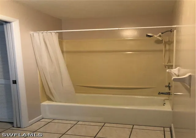 11th image of 1833 Courtyard Wy #106, Naples, FL 34112 | MLS# 226024975