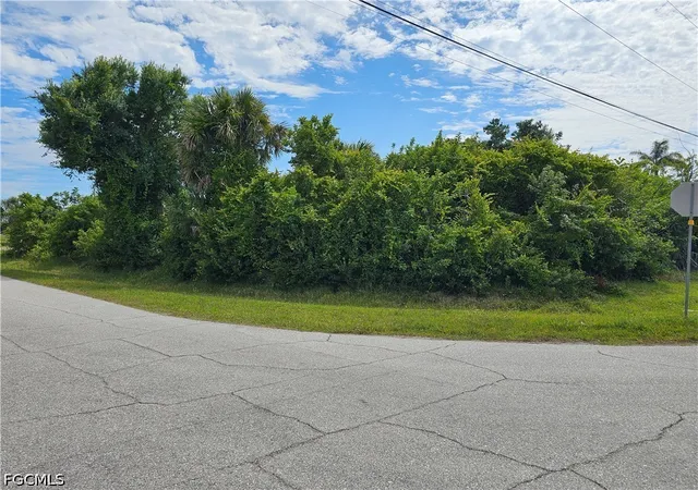 3rd image of 10271 Waterford Ave, Englewood, FL 34224 | MLS# 2026028734