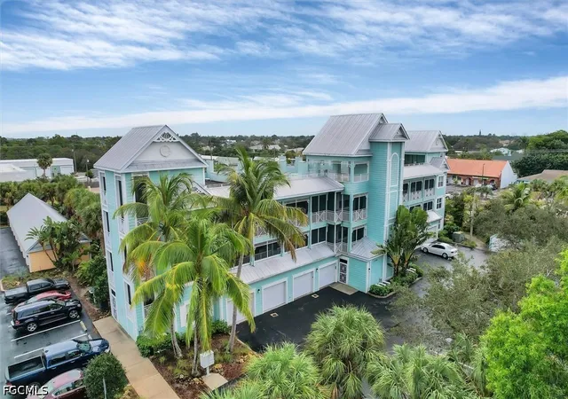 Homes for sale in Bonita Springs, FL | 27991 Largay Way, Bonita Springs, FL 34134 | Houzeo