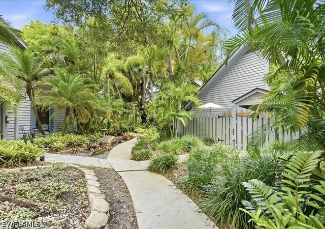 Townhouse for sale at 1337 Solana Rd, Naples, FL 34103 | MLS# 226025011