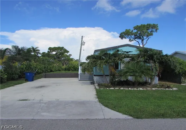2nd image of 10419 Trotwood Ave, Saint James City, FL 33956 | MLS# 2026028789