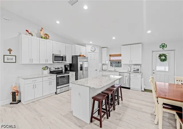 3rd image of 525 Ella Jean Pl, Labelle, FL 33935 | MLS# 2026028794
