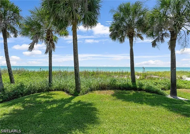 Photo 3 of Single family home for sale at 10173 Gulf Shore Dr, Naples, FL 34108 | MLS# 226024930 | Listing updated on 2026-07-24
