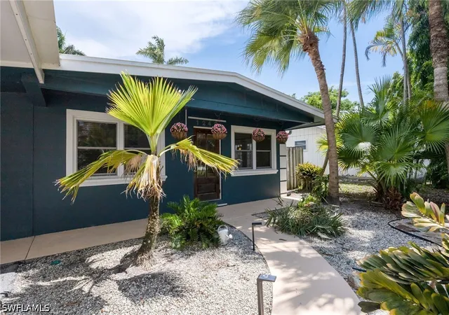Photo 1 of Single family home for sale at 1248 Frank Whiteman Blvd, Naples, FL 34103 | MLS# 226024364 | Listing updated on 2026-07-13