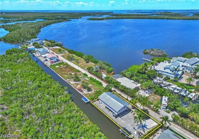 Photo 3 of Single family home for sale at 8161 Moyer Ln, Bokeelia, FL 33922 | MLS# 2026028932 | Listing updated on 2026-08-07