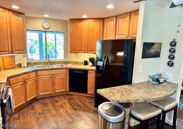 Photo 2 of Manufactured home for sale at 5520 Colonial Rd, North Fort Myers, FL 33917 | MLS# 2026028945 | Listing updated on 2026-07-20