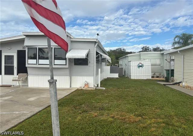 2nd image of 10 Jade Dr #10J, Naples, FL 34114 | MLS# 226025180