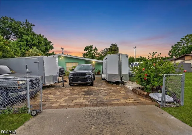 Photo 3 of Single family home for sale at 1847 Maple Dr, Fort Myers, FL 33907 | MLS# 2026029050 | Listing updated on 2026-07-20