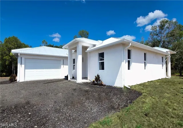 4th image of 133 Hunting Club Ave, Clewiston, FL 33440 | MLS# 226024206