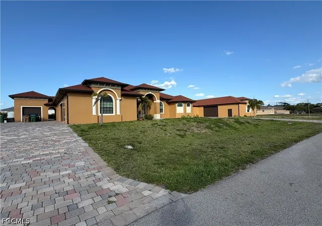 Photo 2 of Single family home for sale at 2633 Nw 24th Street, Cape Coral, FL 33993 | MLS# 2026029116 | Listing updated on 2026-07-07