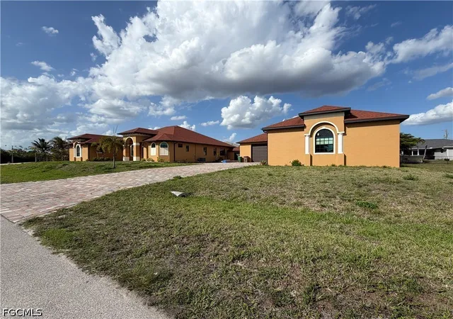 Photo 3 of Single family home for sale at 2633 Nw 24th Street, Cape Coral, FL 33993 | MLS# 2026029116 | Listing updated on 2026-07-07