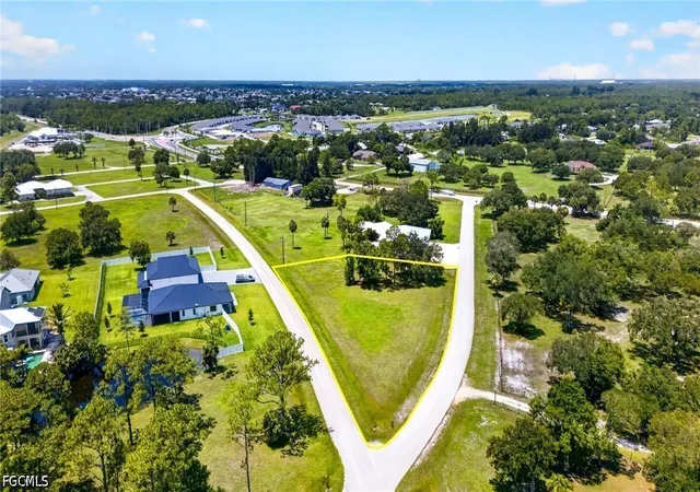 Photo 4 of Land for sale at Cor School Ln And Wood St, Fort Myers, FL 33905 | MLS# 2026029138 | Listing updated on 2026-07-08