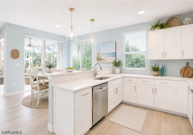 2nd image of 8471 Southbridge Dr #4, Estero, FL 33967 | MLS# 226023931