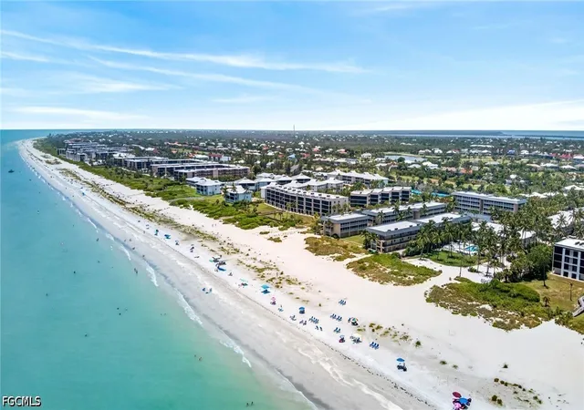2nd image of 1246 Fulgur St, Sanibel, FL 33957