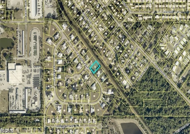 2nd image of 192 E Mariana Ave, North Fort Myers, FL 33917 | MLS# 2026029284