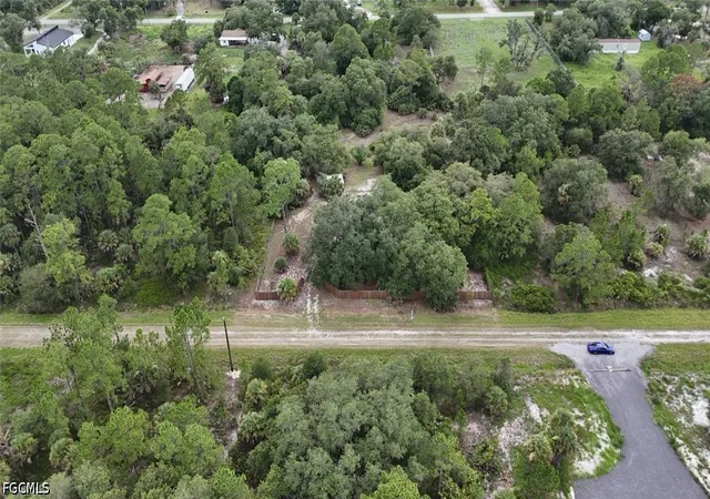 4th image of 740 S Nogal St, Clewiston, FL 33440 | MLS# 2026029298
